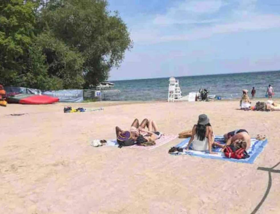 Aquarius 2 Bedroom Condo Friday Harbour Innisfil Εξωτερικό φωτογραφία