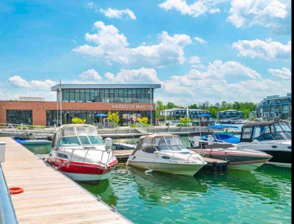 Aquarius 2 Bedroom Condo Friday Harbour Innisfil Εξωτερικό φωτογραφία