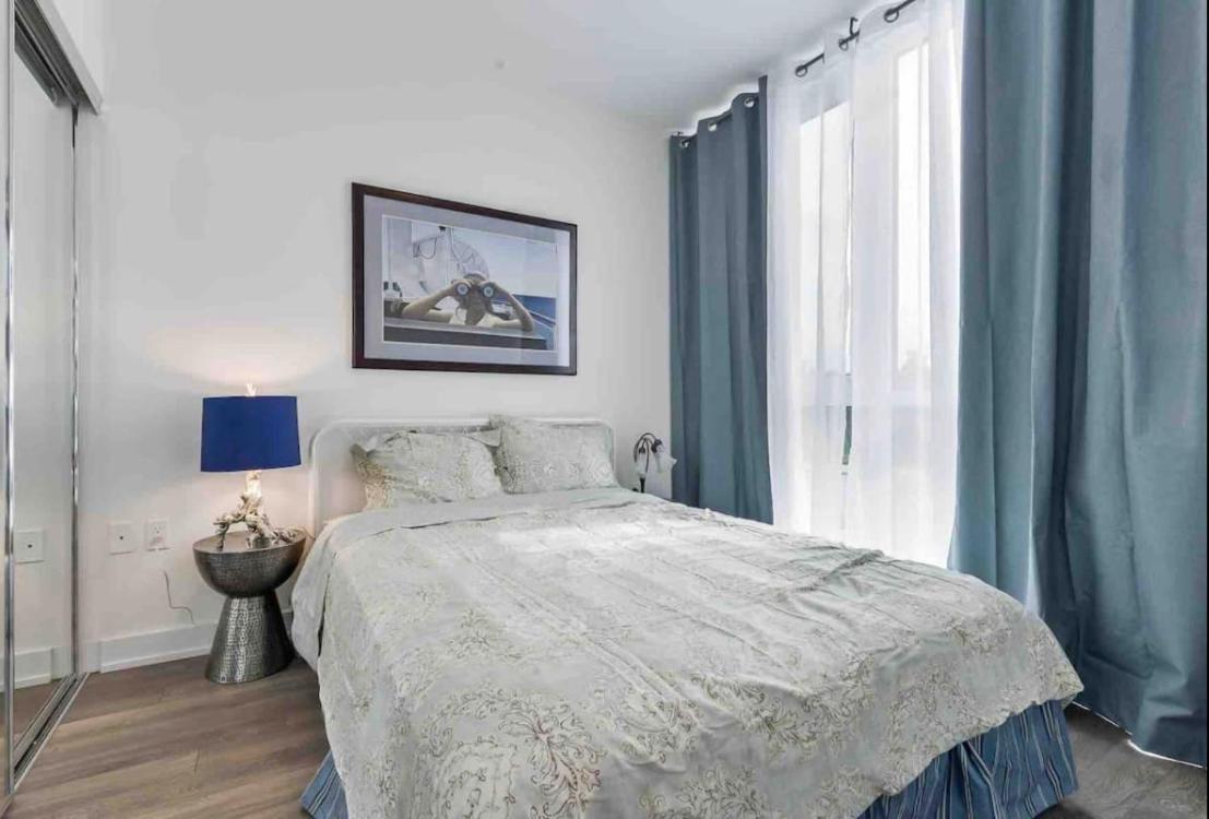 Aquarius 2 Bedroom Condo Friday Harbour Innisfil Εξωτερικό φωτογραφία
