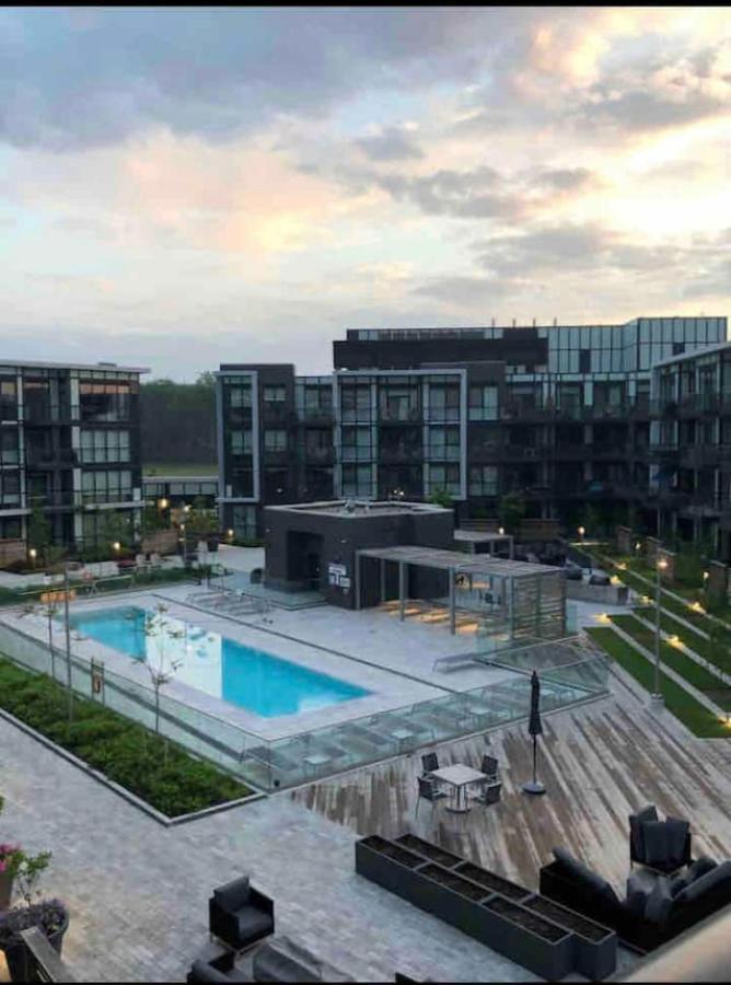 Aquarius 2 Bedroom Condo Friday Harbour Innisfil Εξωτερικό φωτογραφία